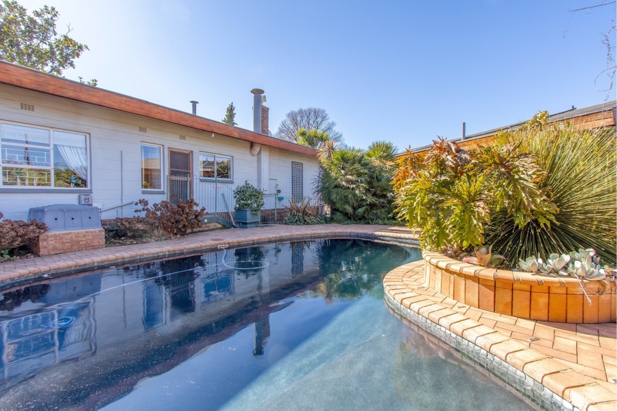 4 Bedroom Property for Sale in Harrismith Free State